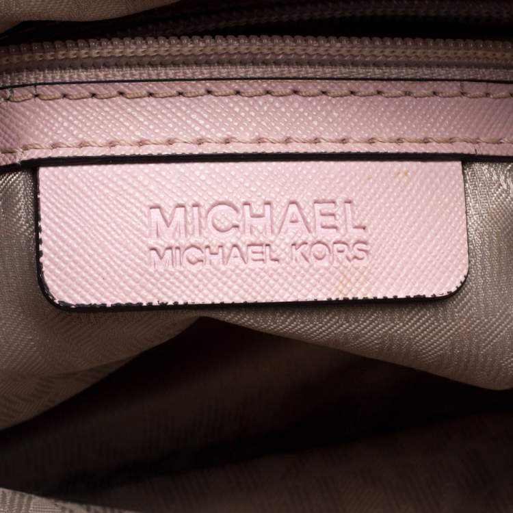 Pre Owned MICHAEL Michael Kors Light Pink Leather Cindy Dome Crossbody Bag