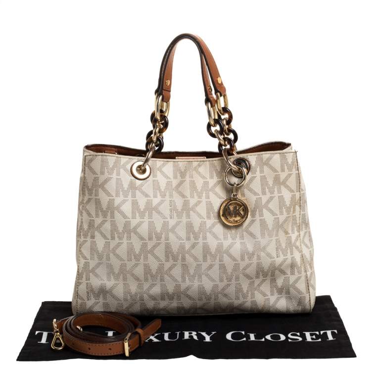 مملوكة مسبقًا MICHAEL Michael Kors White/Brown Signature Coated Canvas Medium Cynthia Tote