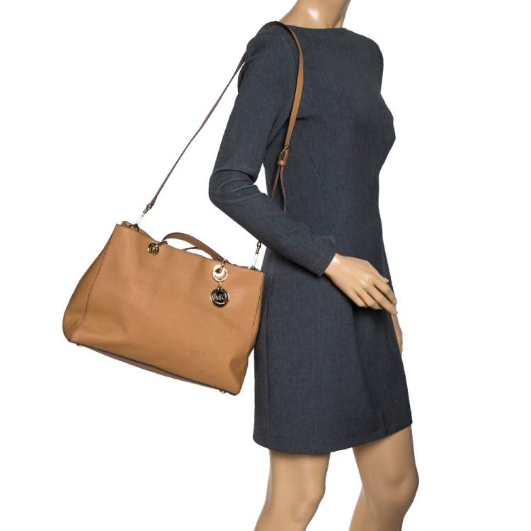 Pre Owned MICHAEL Michael Kors Tan Leather Large Cynthia Tote