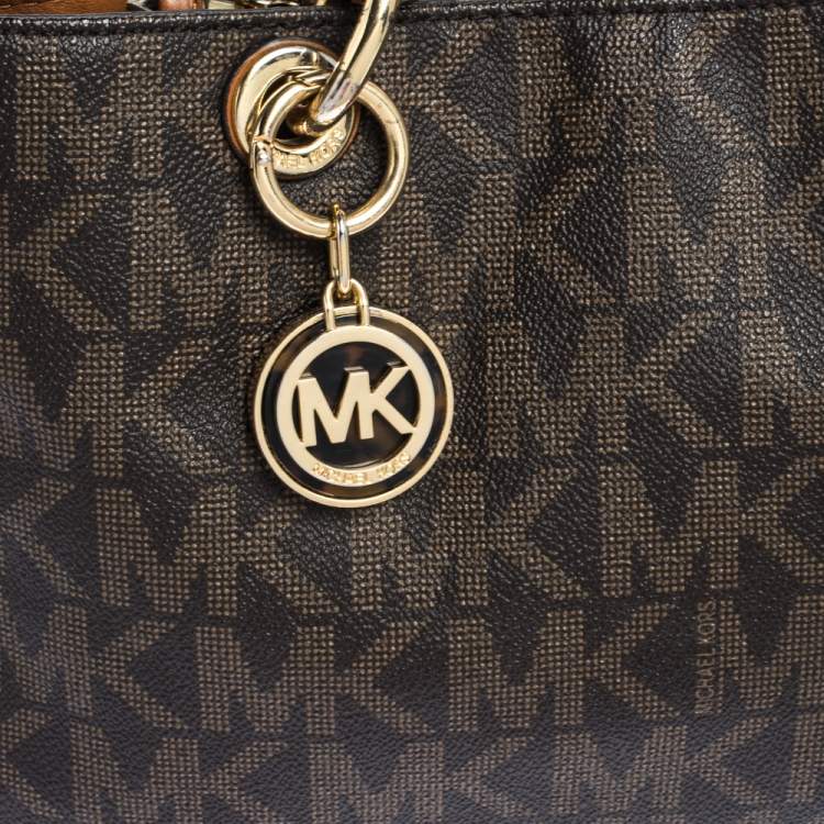 Pre Owned MICHAEL Michael Kors Brown Signature Coated Canvas Medium Cynthia Tote