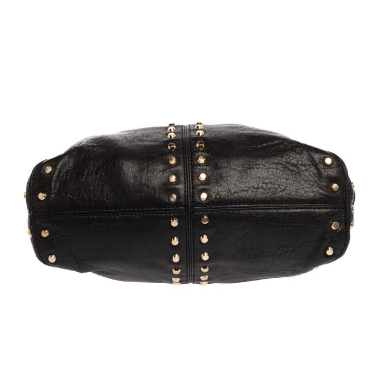 مملوكة مسبقًا Michael Michael Kors Black Leather Studded Uptown Astor Hobo
