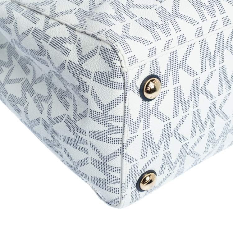 Pre Owned Michael Kors White/Blue Signature Coated Canvas and Leather Tote