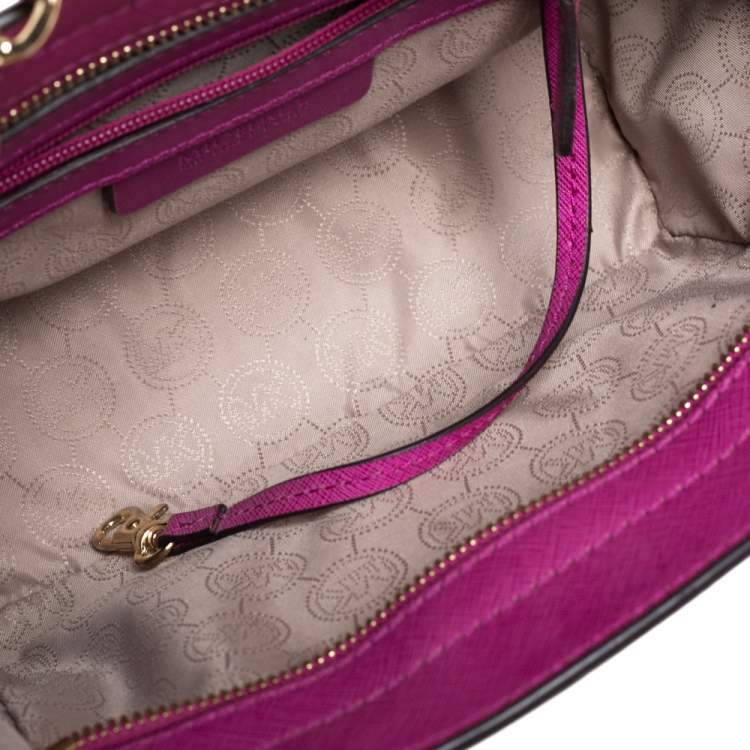 Pre Owned MICHAEL Michael Kors Fuchsia Leather Medium Selma Crossbody Bag