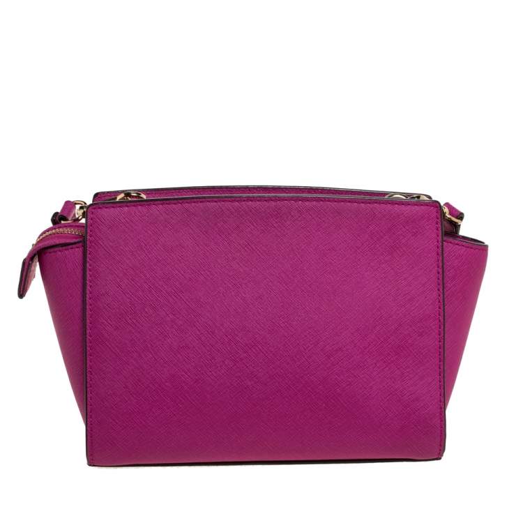 Pre Owned MICHAEL Michael Kors Fuchsia Leather Medium Selma Crossbody Bag