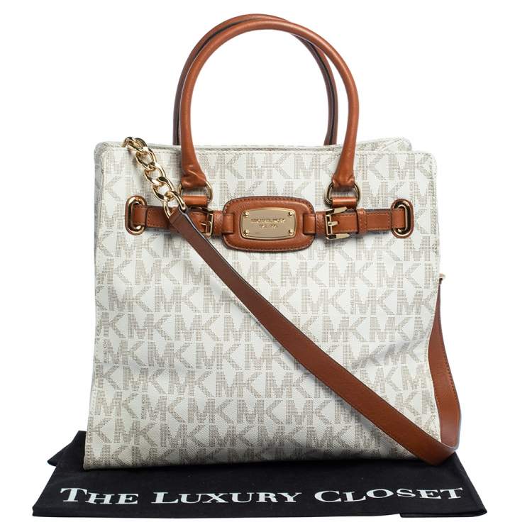مملوكة مسبقًا Michael Michael Kors Cream/Brown Coated Canvas and Leather East West Hamilton Tote