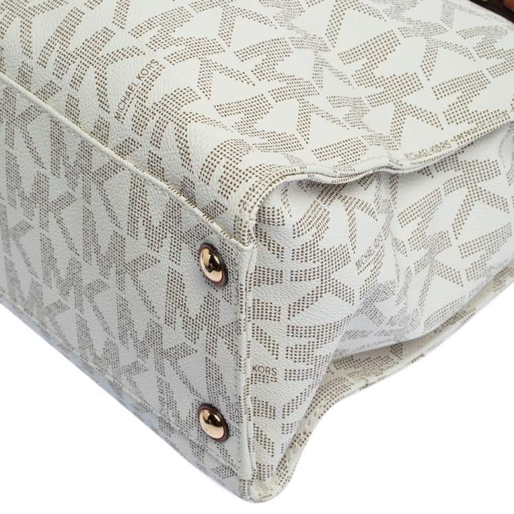 مملوكة مسبقًا Michael Michael Kors Cream/Brown Coated Canvas and Leather East West Hamilton Tote