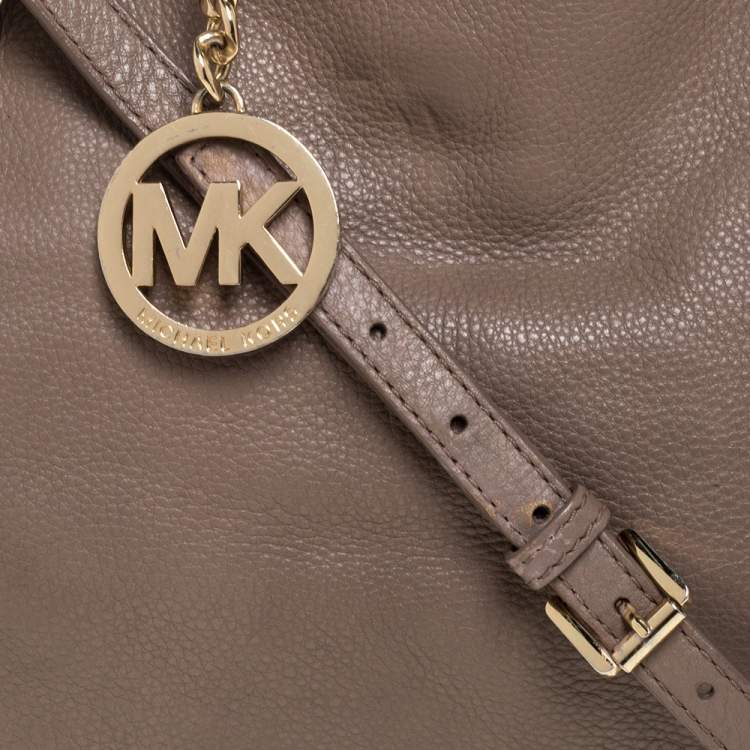 Pre Owned Michael Michael Kors Beige Leather Jet Set Chain Hobo