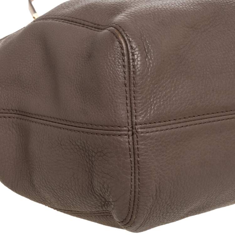 Pre Owned Michael Michael Kors Beige Leather Jet Set Chain Hobo