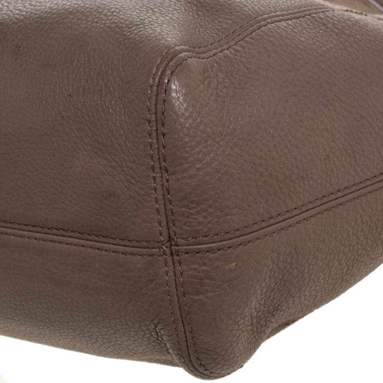 Pre Owned Michael Michael Kors Beige Leather Jet Set Chain Hobo