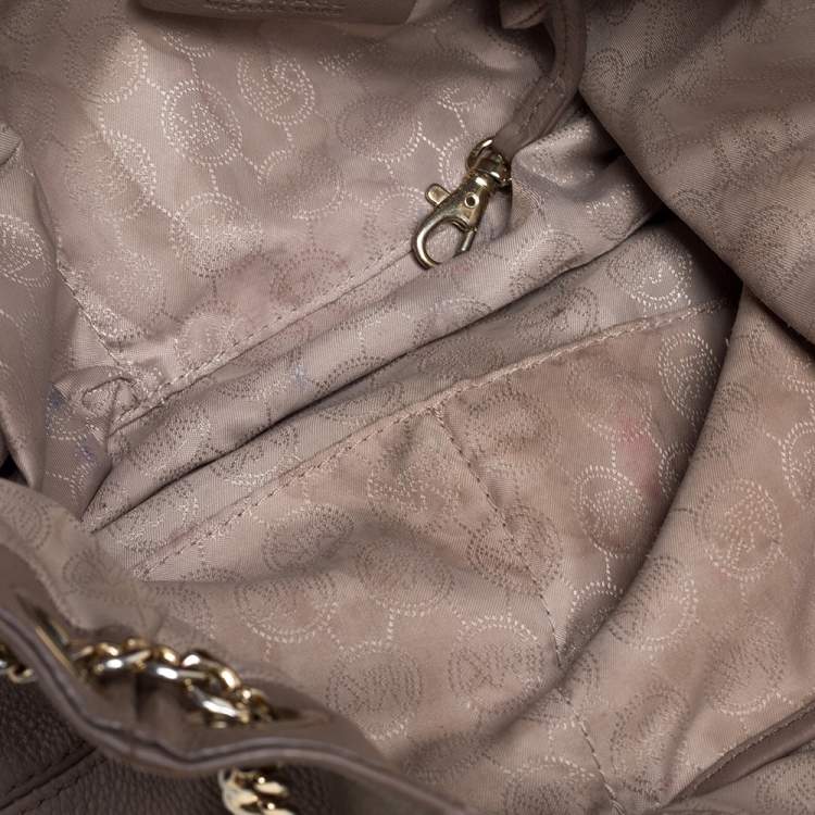 Pre Owned Michael Michael Kors Beige Leather Jet Set Chain Hobo