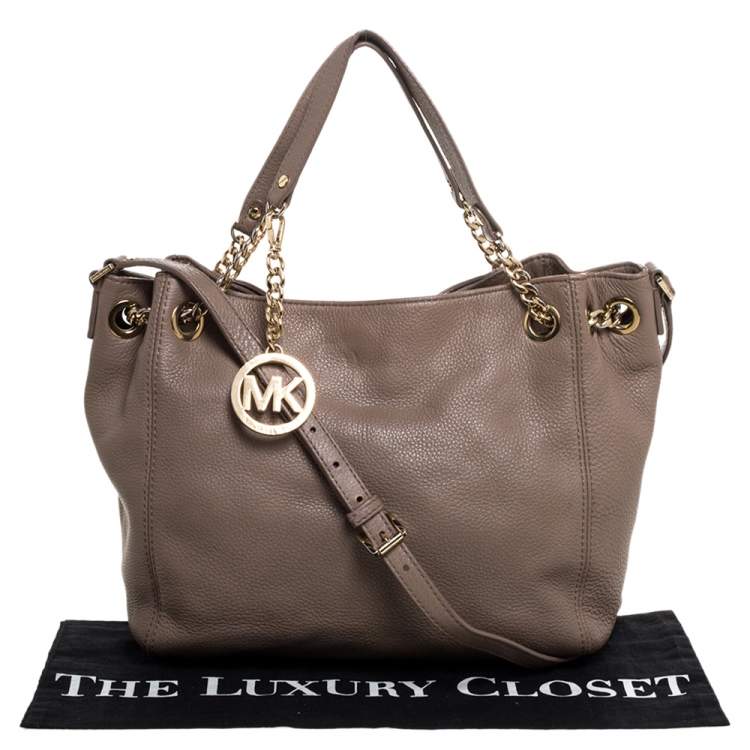 Pre Owned Michael Michael Kors Beige Leather Jet Set Chain Hobo