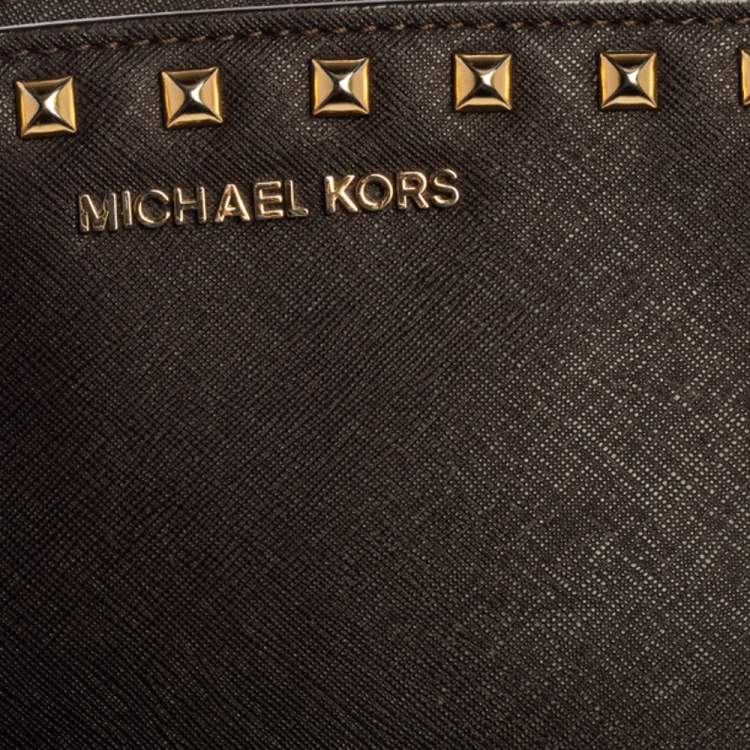 Pre Owned Michael Kors Dark Brown Studded Leather Selma Crossbody Bag
