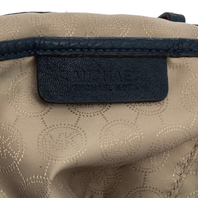 Pre Owned Michael Kors Navy Blue Leather Lillie Hobo 