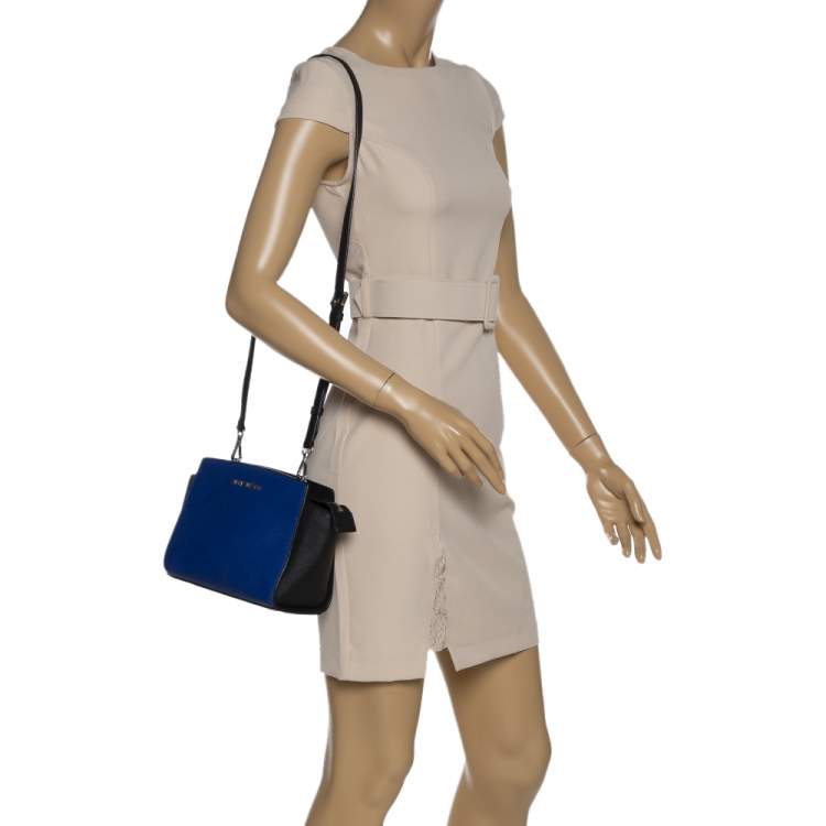 Pre Owned MICHAEL Micheal Kors Blue/Black Leather Small Selma Crossbody Bag