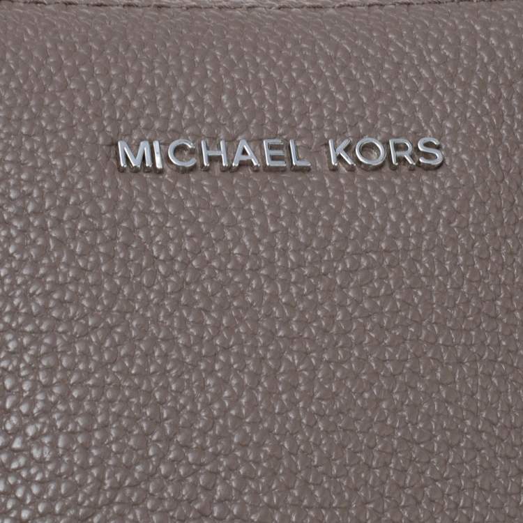 Pre Owned Michael Michael Kors Taupe Leather Large Mercer Tote