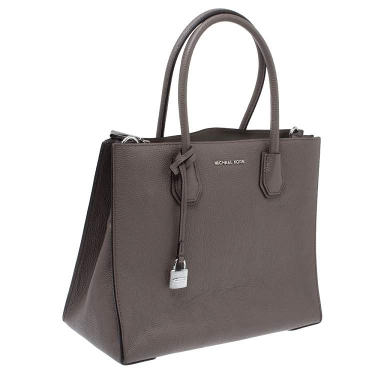 Pre Owned Michael Michael Kors Taupe Leather Large Mercer Tote
