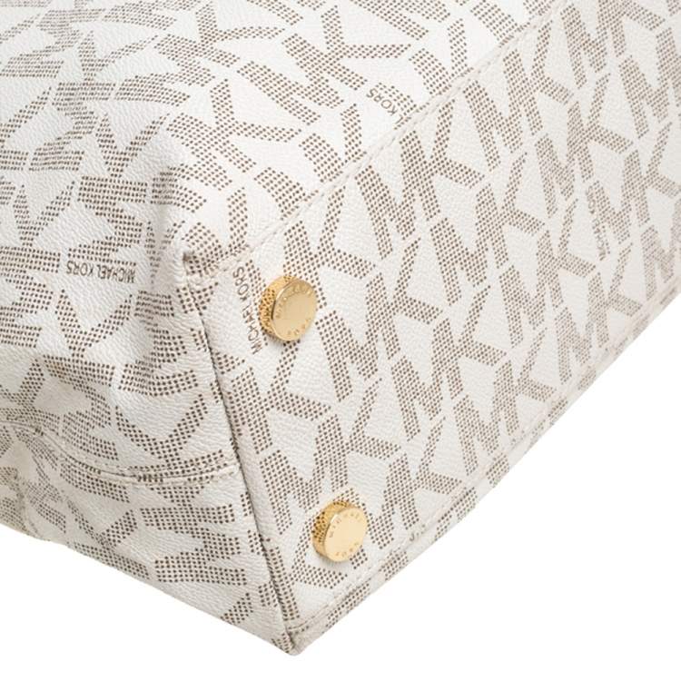 Pre Owned MICHAEL Michael Kors White Signature Coated Canvas Cynthia Shopper Tote