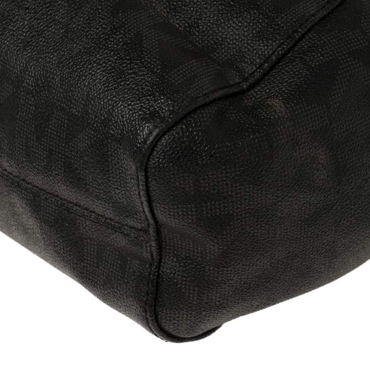 Pre Owned MICHAEL Micheal Kors Black Signature Canvas Jet Set Travel Chain Tote