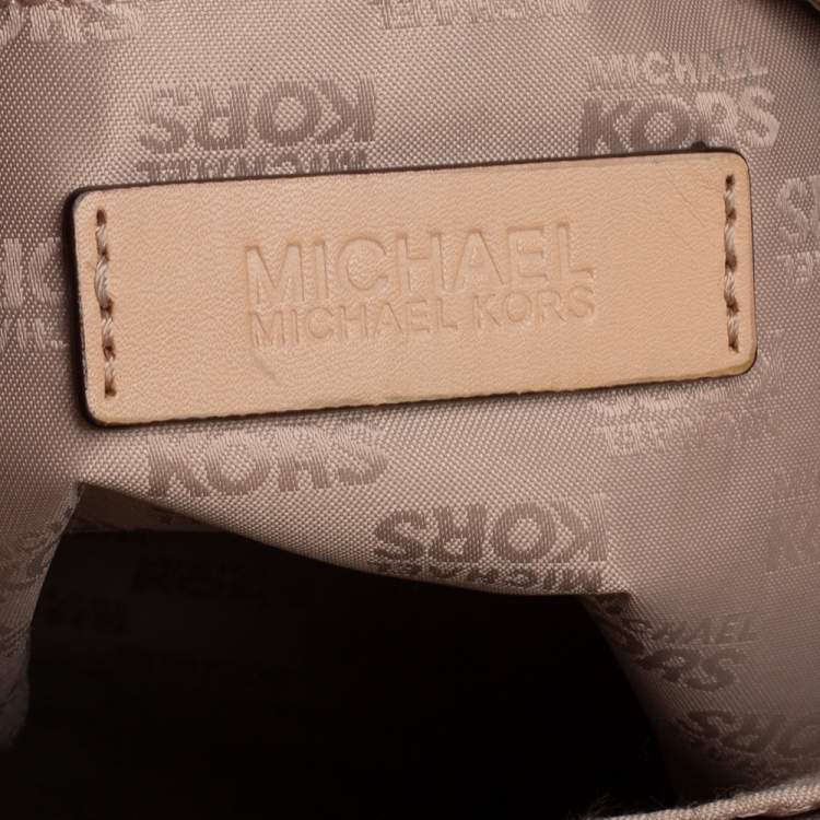 مملوكة مسبقًا MICHAEL Michael Kors Metallic Gold Mirror Signature PVC and Leather North South Jet Set Tote