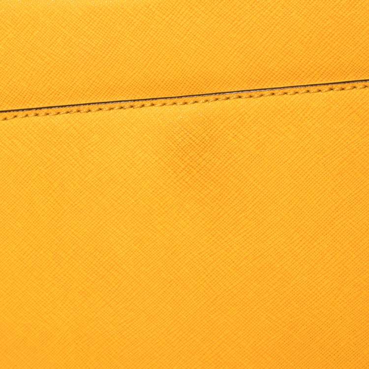 Pre Owned Michael Michael Kors Yellow Leather Jet Set Travel Messenger Bag