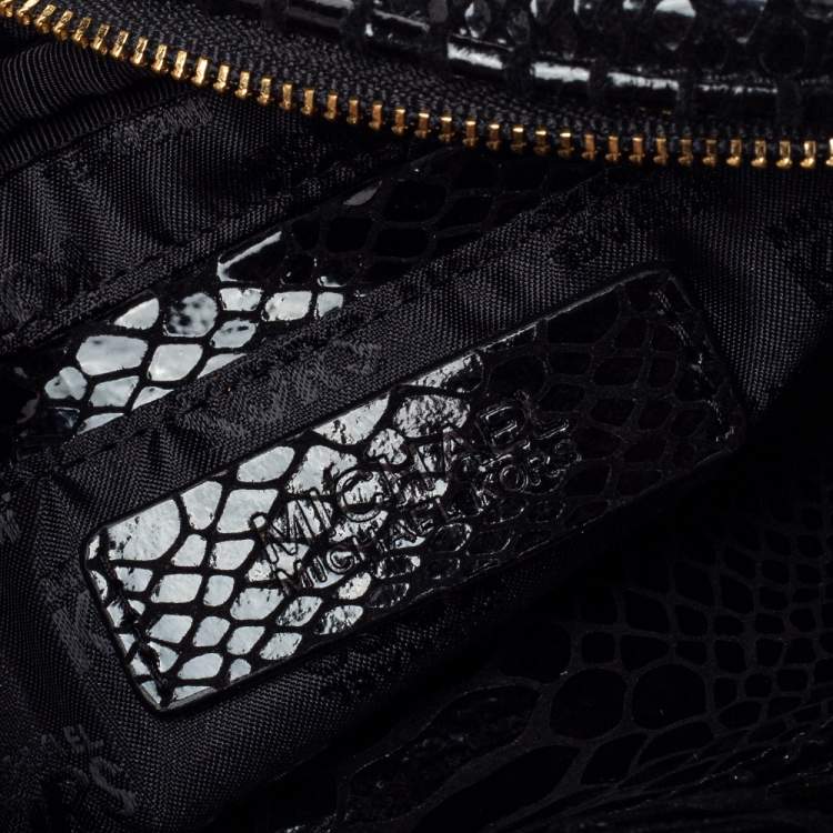 Pre Owned MICHAEL Michael Kors Black Snakeskin Effect Leather Crossbody Bag
