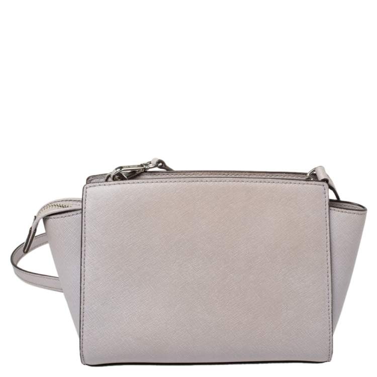Pre Owned MICHAEL Micheal Kors Lavender Leather Small Selma Crossbody Bag