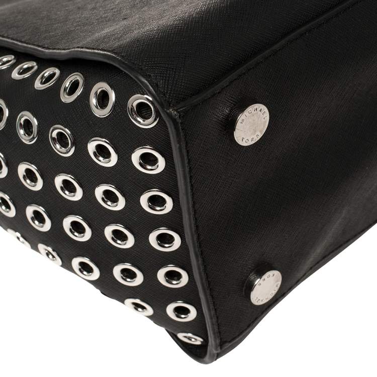 مملوكة مسبقًا Michael Michael Kors Black Leather Large Selma Eyelet Satchel