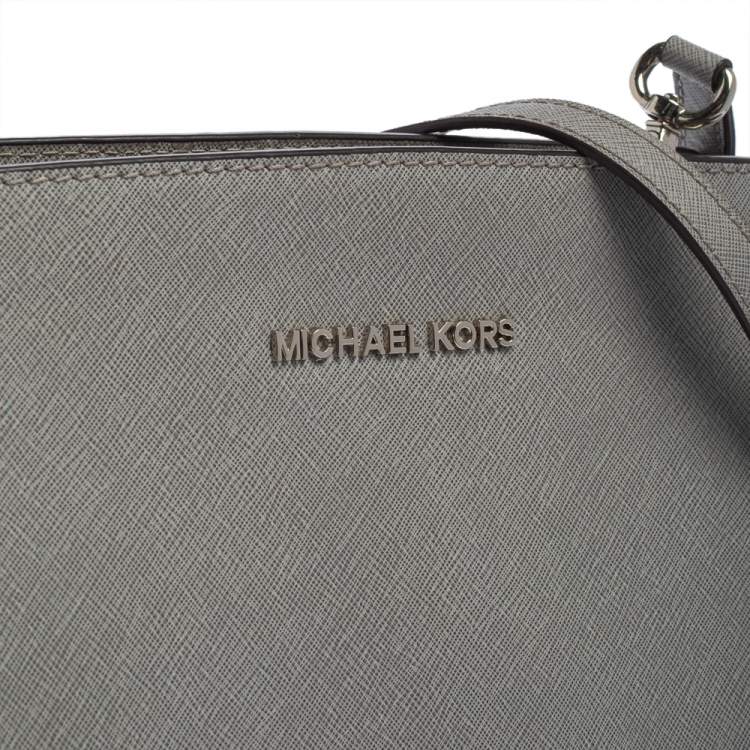 مملوكة مسبقًا MICHAEL Michael Kors Grey Leather Medium Selma Crossbody Bag