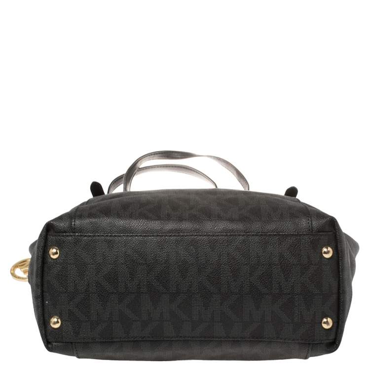 Pre Owned  MICHAEL Michael Kors Black Signature Coated Canvas Jet Set Tote