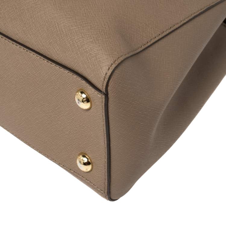 Pre Owned MICHAEL Michael Kors Beige Saffiano Leather Medium Cynthia Tote