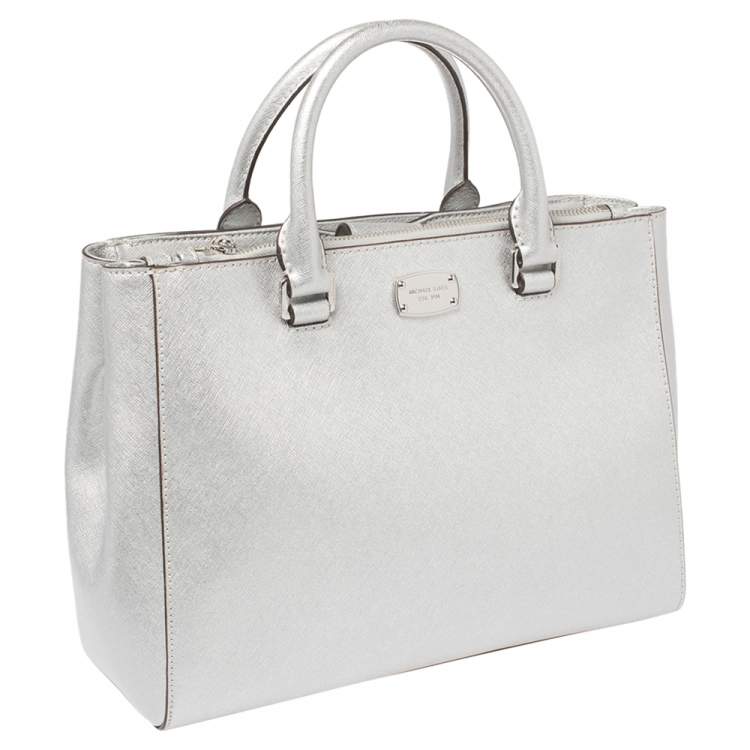 Pre Owned MICHAEL Michael Kors Metallic Silver Leather Medium Kellen Satchel