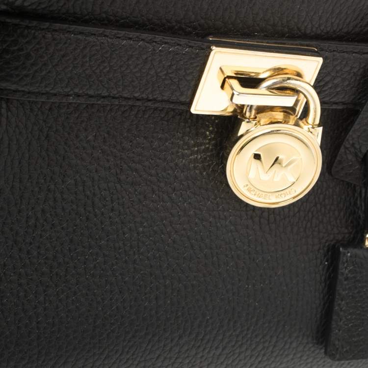 مملوكة مسبقًا MICHAEL Michael Kors Black Leather Hamilton Crossbody Bag