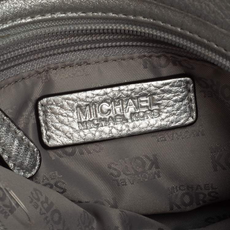 Pre Owned MICHAEL Michael Kors Silver Leather Chelsea Chain Shoulder Bag 
