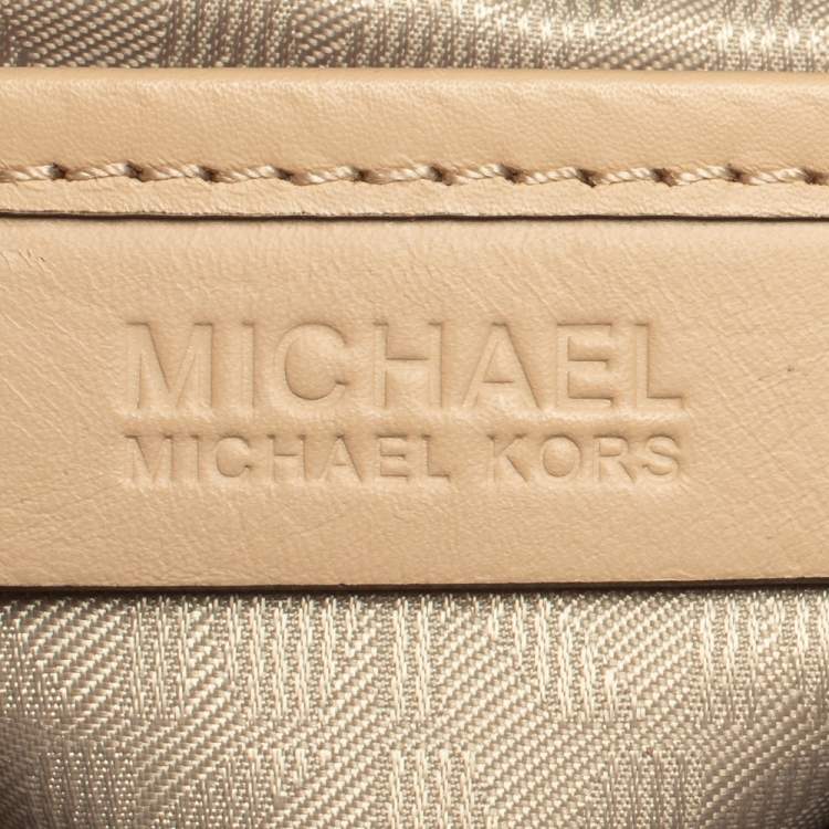 Pre Owned MICHAEL Michael Kors Brown Signature Coated Canvas and Leather Jet Set Travel Messenger Bag