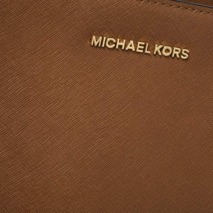 Pre Owned MICHAEL Micheal Kors Brown Saffiano Leather Small Selma Crossbody Bag