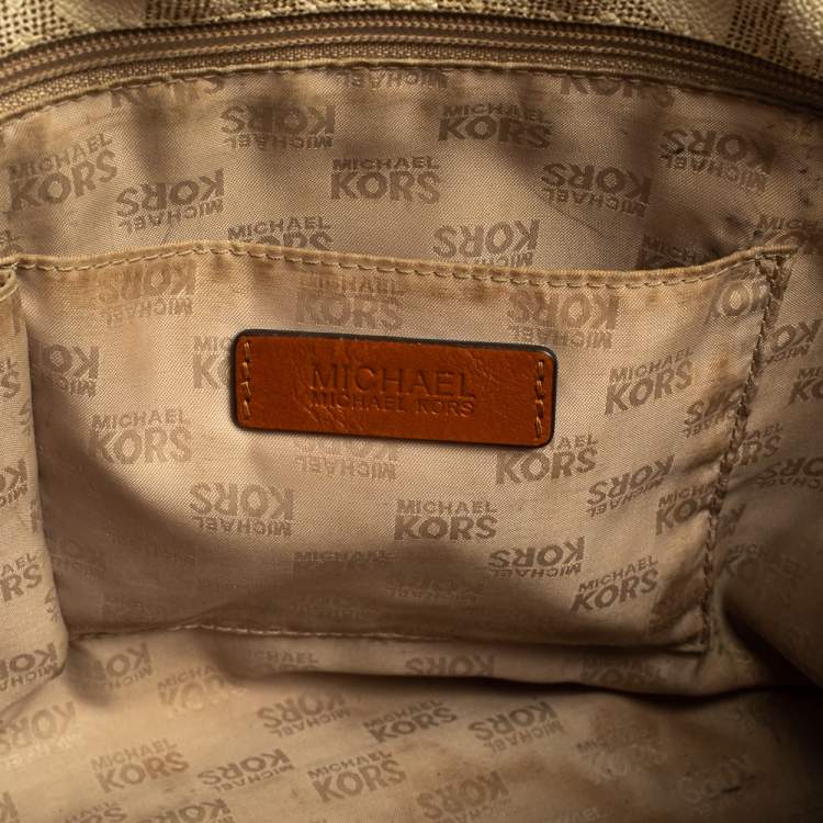 Pre Owned MICHAEL Michael Kors Cream Monogram Coated Canvas Double Handle Tote