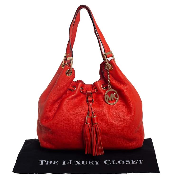 مملوكة مسبقًا MICHAEL Michael Kors Orange Leather Camden Drawstring Shoulder Bag