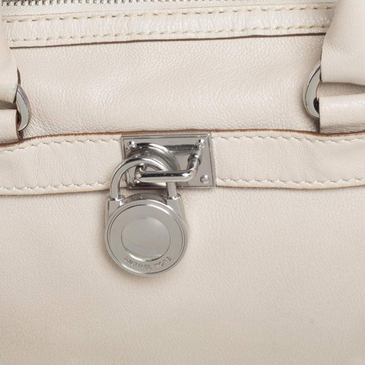 مملوكة مسبقًا MICHAEL Michael Kors Ivory Leather Hamilton Satchel