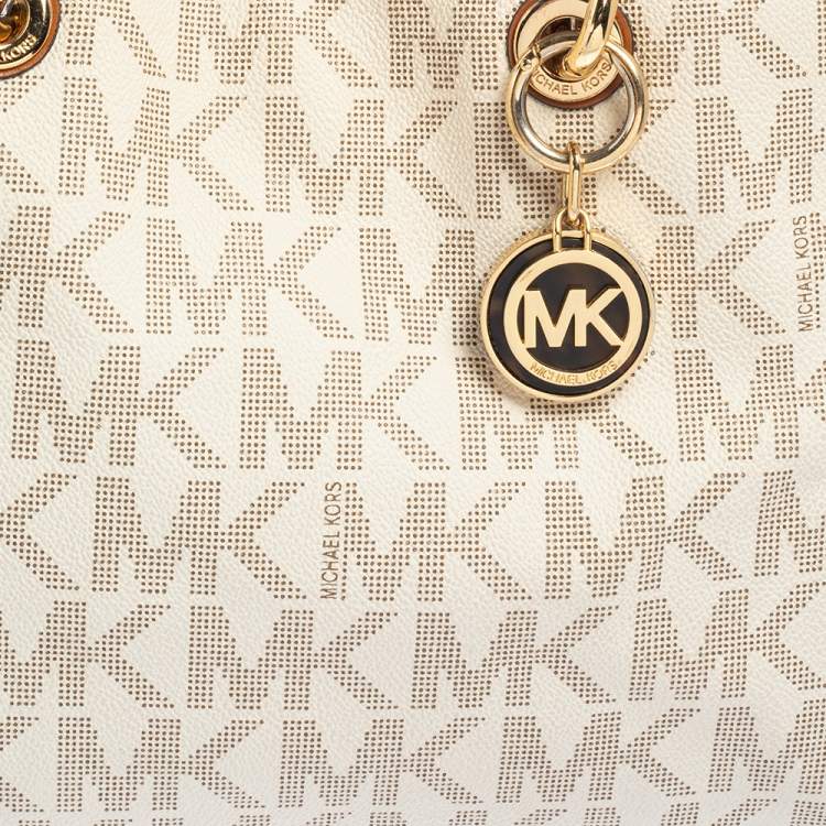 Pre Owned MICHAEL Michael Kors White Signature Coated Canvas Medium Cynthia Tote