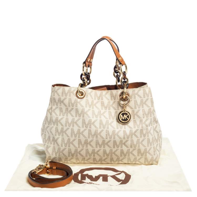 Pre Owned MICHAEL Michael Kors White Signature Coated Canvas Medium Cynthia Tote