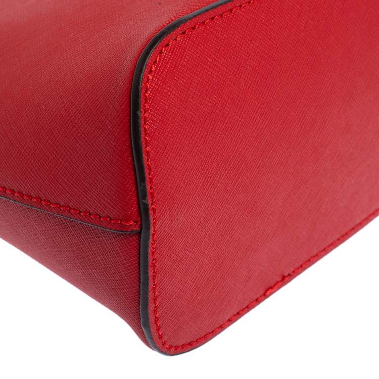 Pre Owned MICHAEL Michael Kors Red Saffiano Leather Medium Cindy Dome Crossbody Bag
