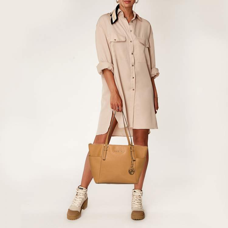 Michael Kors Saffiano Leather Jet Set Tote Shopper Bag (Medium, Dark Khaki)  Light Brown Beige Handbag: : Fashion