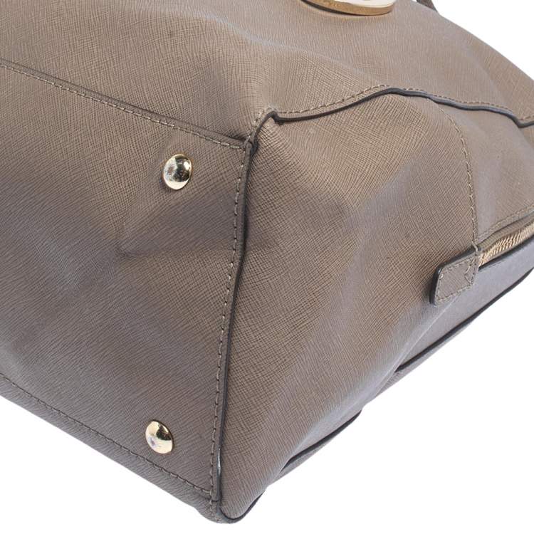مملوكة مسبقًا MICHAEL Michael Kors Dark Beige Leather Dome Satchel