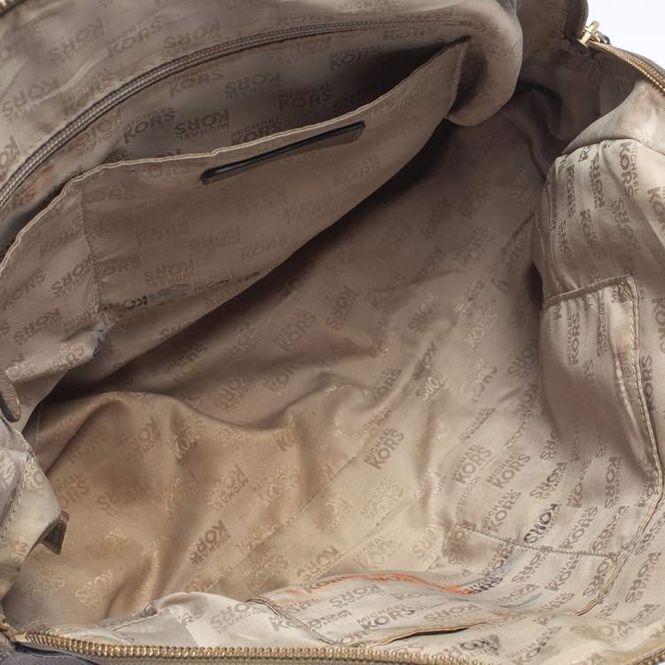 مملوكة مسبقًا MICHAEL Michael Kors Dark Beige Leather Dome Satchel