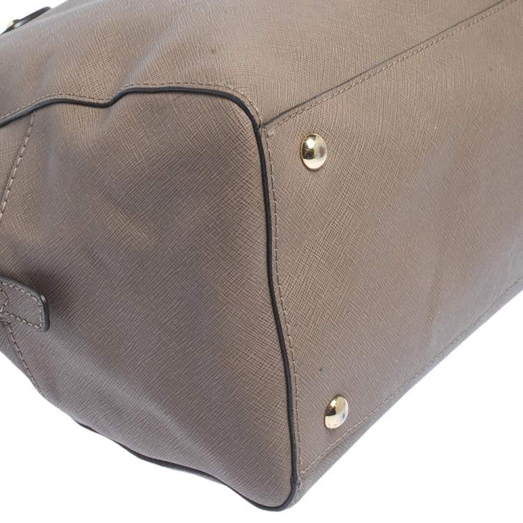 مملوكة مسبقًا MICHAEL Michael Kors Dark Beige Leather Dome Satchel