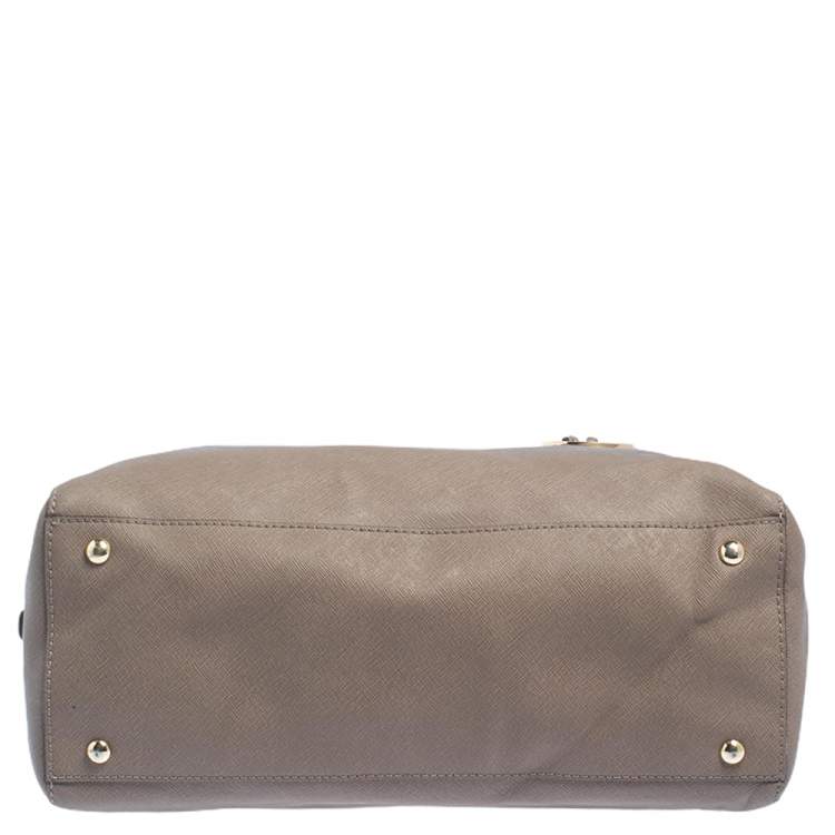 مملوكة مسبقًا MICHAEL Michael Kors Dark Beige Leather Dome Satchel