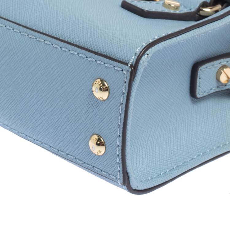 Pre Owned MICHAEL Michael Kors Sky Blue Leather Mini Hamilton Crossbody Bag