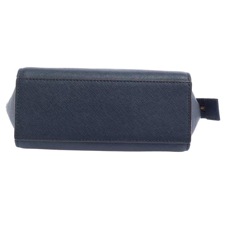 Pre Owned MICHAEL Michael Kors Navy Blue Leather Small Selma Crossbody Bag