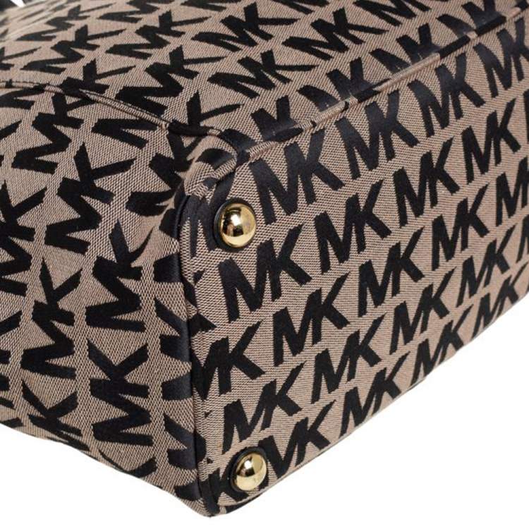 Pre Owned MICHAEL Michael Kors Beige/Black Signature Canvas and Leather Jet Set Tote 
