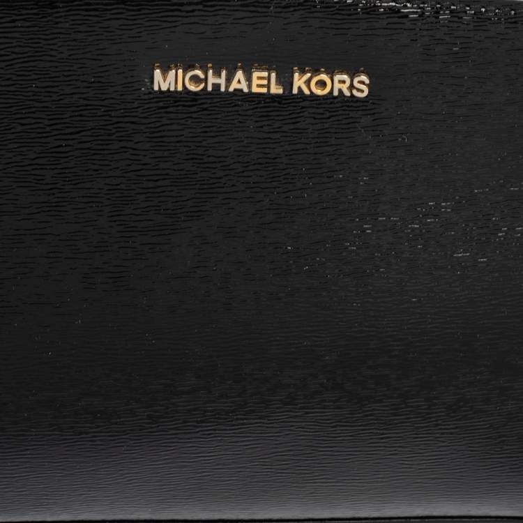 Pre Owned MICHAEL Michael Kors Black Patent Leather Small Selma Crossbody Bag